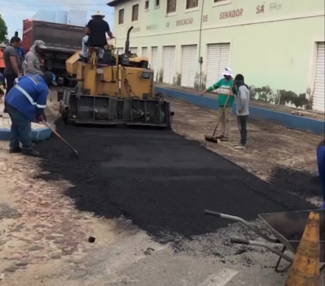 Em novo projeto de urbanização município de Senador Sá no Ceará recebe asfaltamento