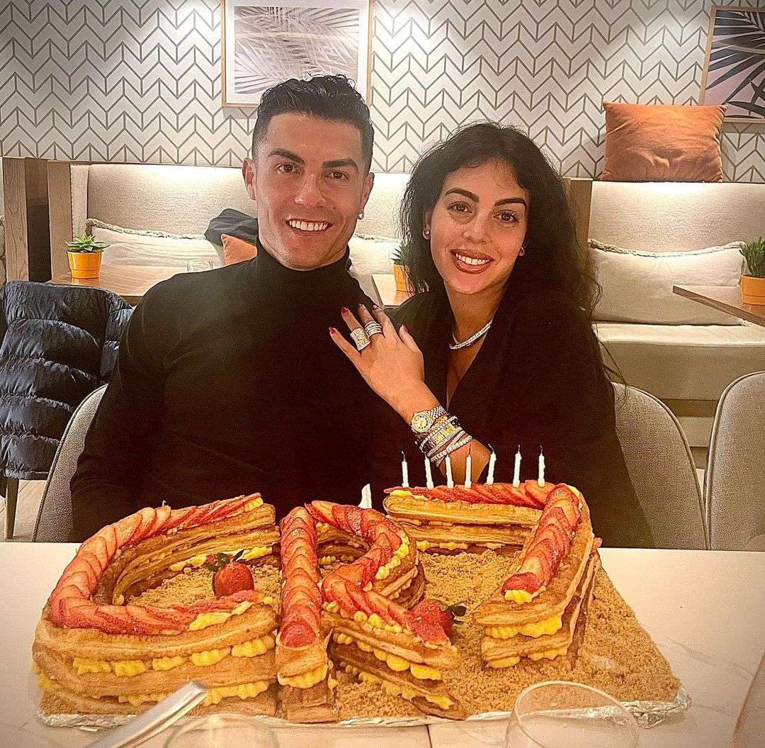Cristiano Ronaldo lamenta morte de um dos gêmeos que esperava com esposa