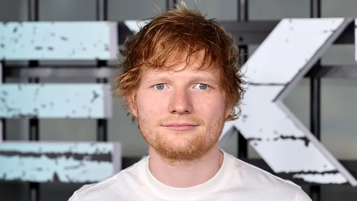 Ed Sheeran não tem telefone desde 2015: ‘Estava perdendo a interação na vida real’