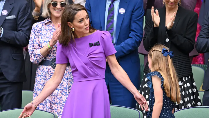 Kate Middleton comparece à final masculina de Wimbledon em meio à batalha contra o câncer
