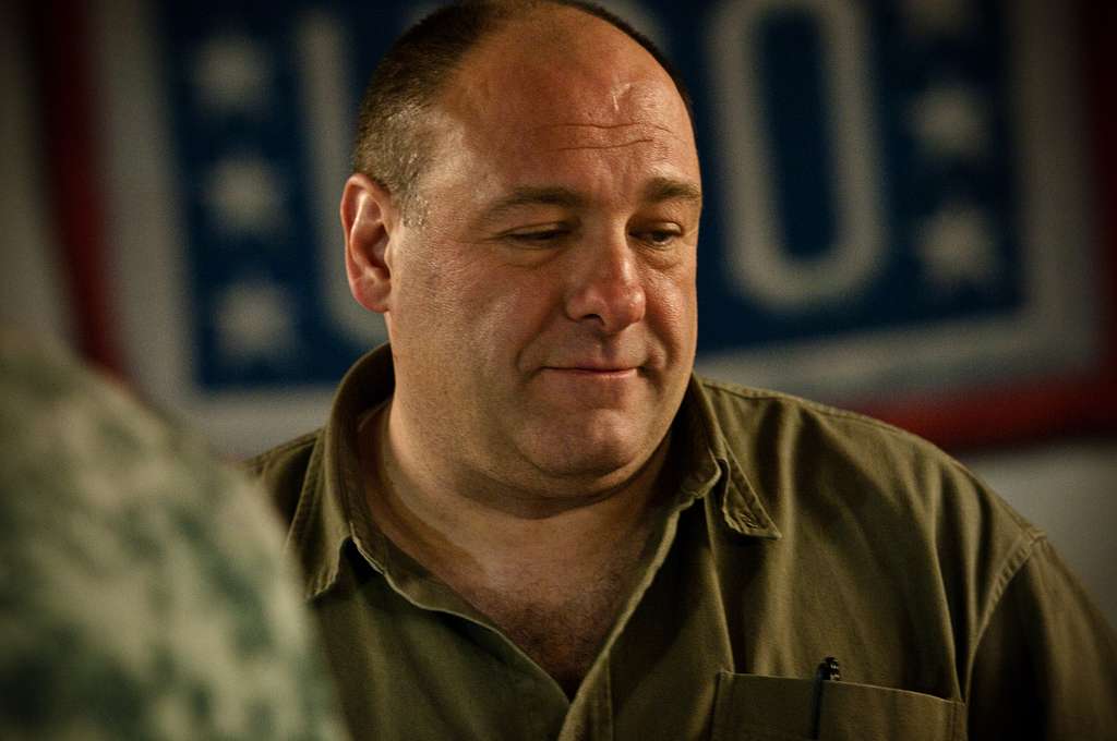 Ator de ‘Sopranos’ Achou que Seria Demitido Até James Gandolfini Rir do Incidente no Set